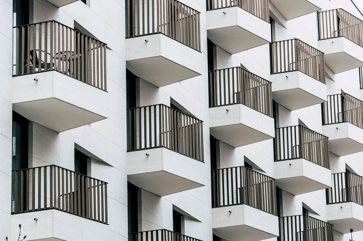 アウトドア・防災カテゴリの記事「マンション10階で停電を経験して気づいたこと｜ポータブル電源を選んだ理由」のイメージ画像